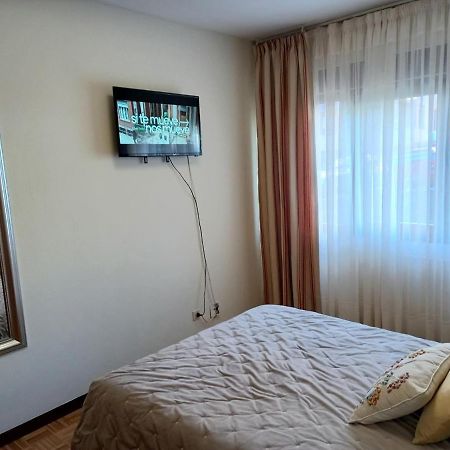 Apartamento Araceli próximo a clínica Oftalmológica Fdez Vega Oviedo Exterior foto