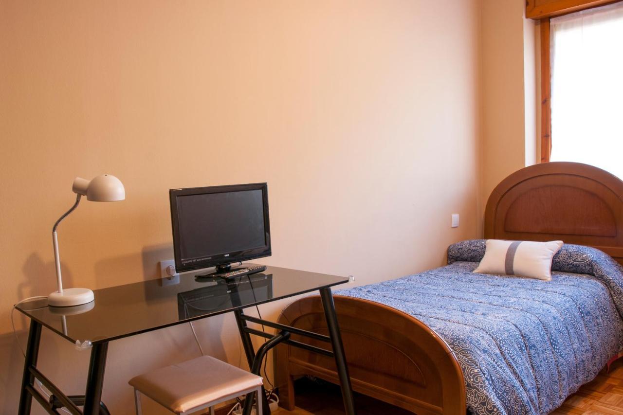 Apartamento Araceli próximo a clínica Oftalmológica Fdez Vega Oviedo Exterior foto